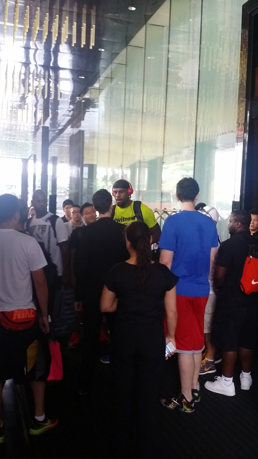 2014年美国NBA球星勒邦占士造访广州商务活动
